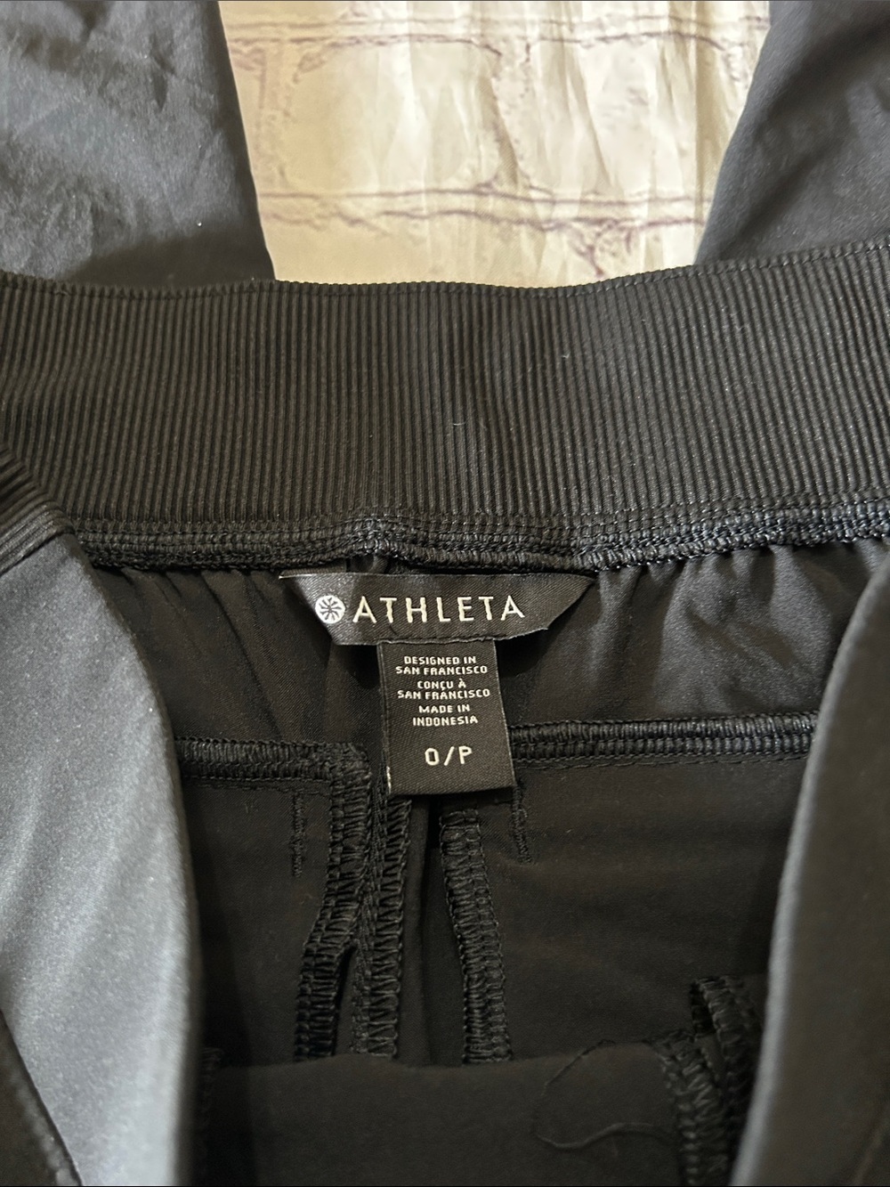 Athleta Brooklyn Piping Ankle Pant Black w/ White Piping Size 0P Petite - Picture 5 of 7